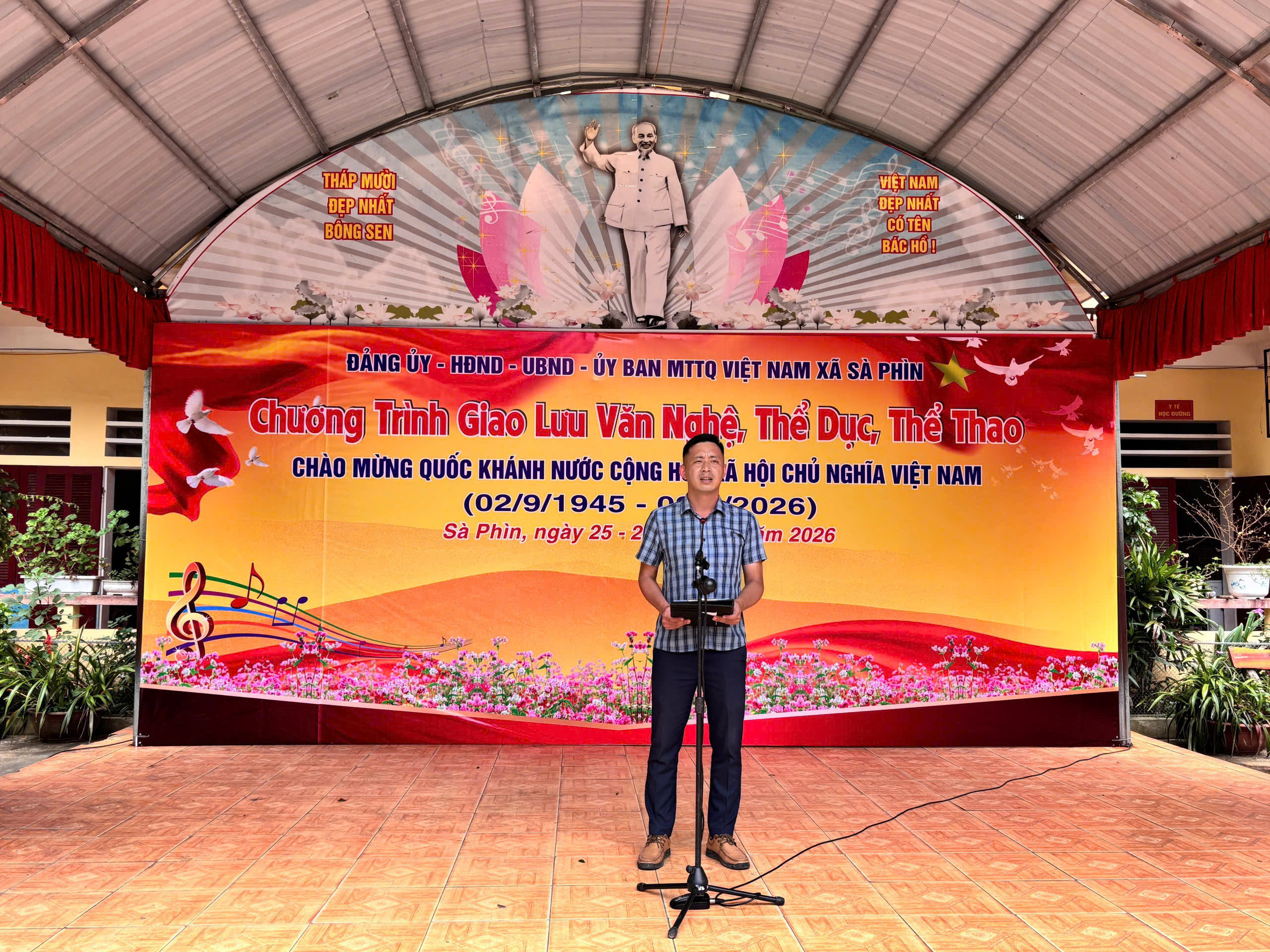 sếp long.jpg