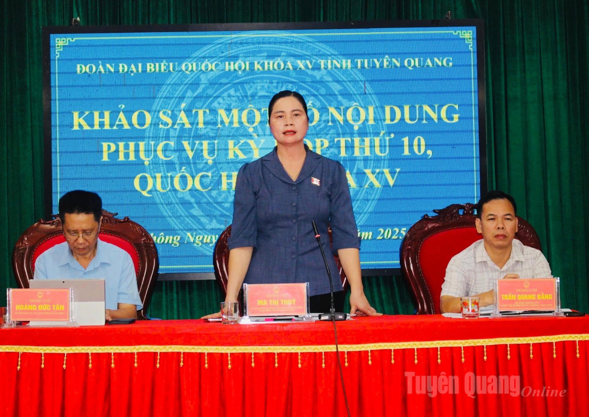 Đoàn ĐBQH tỉnh Tuyên Quang khảo sát tình hình thực hiện chính quyền địa phương hai cấp tại xã Thông Nguyên và Nậm Dịch