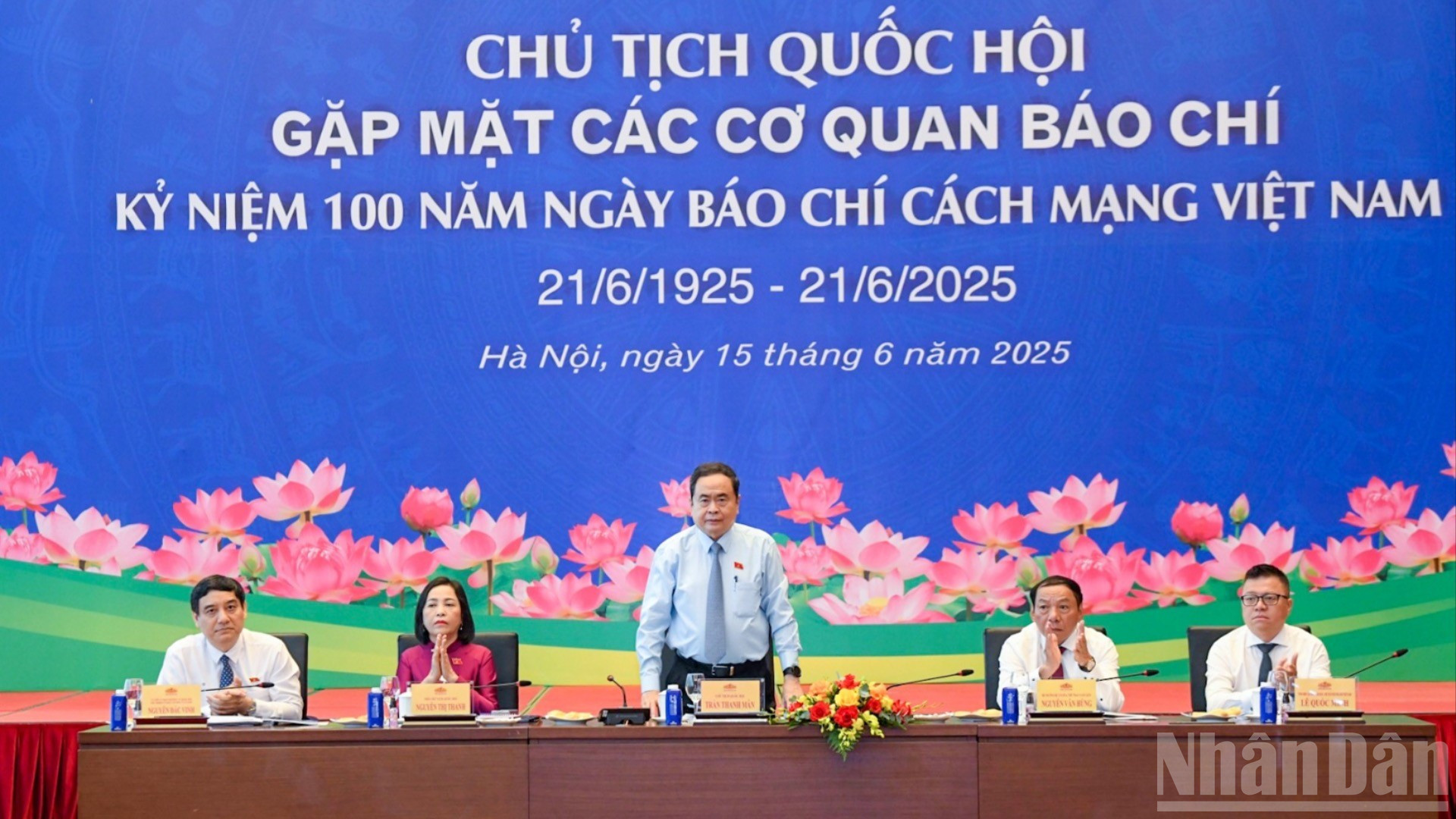 Chủ tịch Quốc hội Trần Thanh Mẫn gặp mặt các cơ quan báo chí
