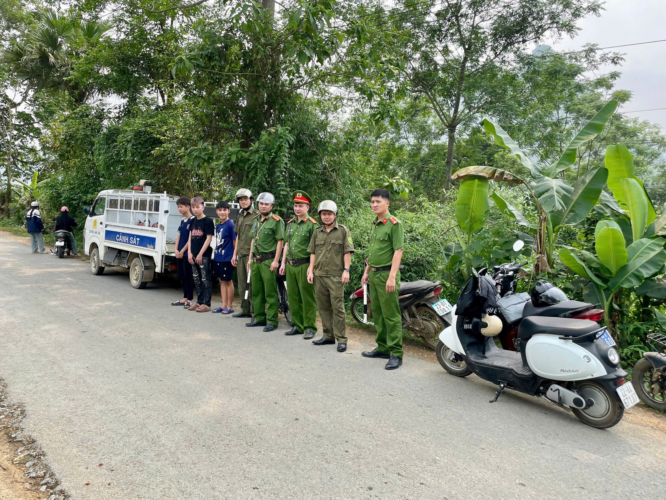 CÔNG AN XÃ ĐỒNG YÊN TĂNG CƯỜNG CÔNG TÁC TUẦN TRA, KIỂM SOÁT BẢO ĐẢM ANTT 