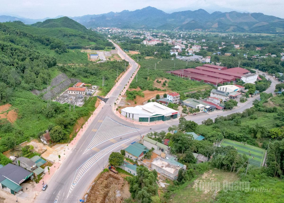 Cận cảnh trước giờ khánh thành công trình đường tránh Sơn Dương