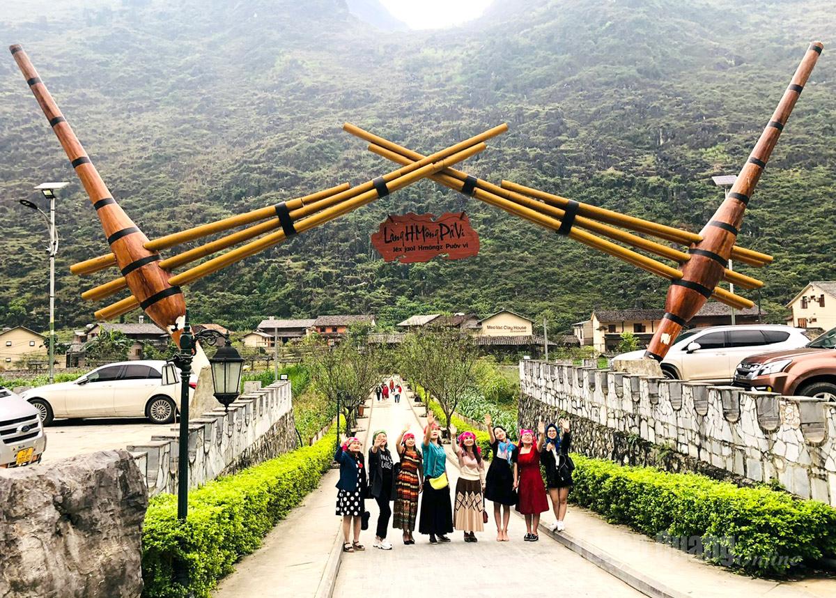 Pả Vi Hạ - Nơi bản sắc Mông thắp sáng giữa Cao nguyên đá Đồng Văn
