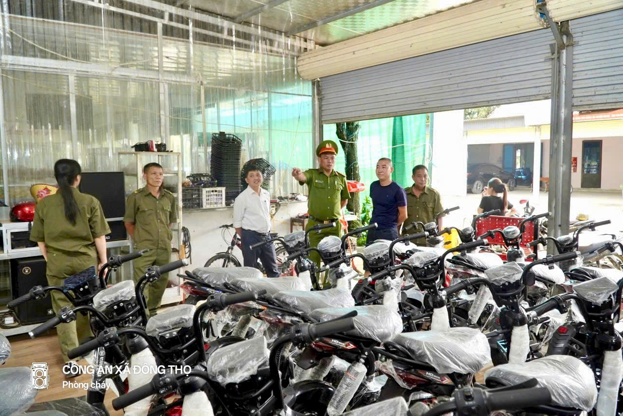 CÔNG AN XÃ ĐÔNG THỌ: TĂNG CƯỜNG TUYÊN TRUYỀN, KIỂM TRA AN TOÀN PCCC VÀ CNCH ĐỐI VỚI CÁC CƠ SỞ KINH DOANH, SỬA CHỮA XE ĐIỆN