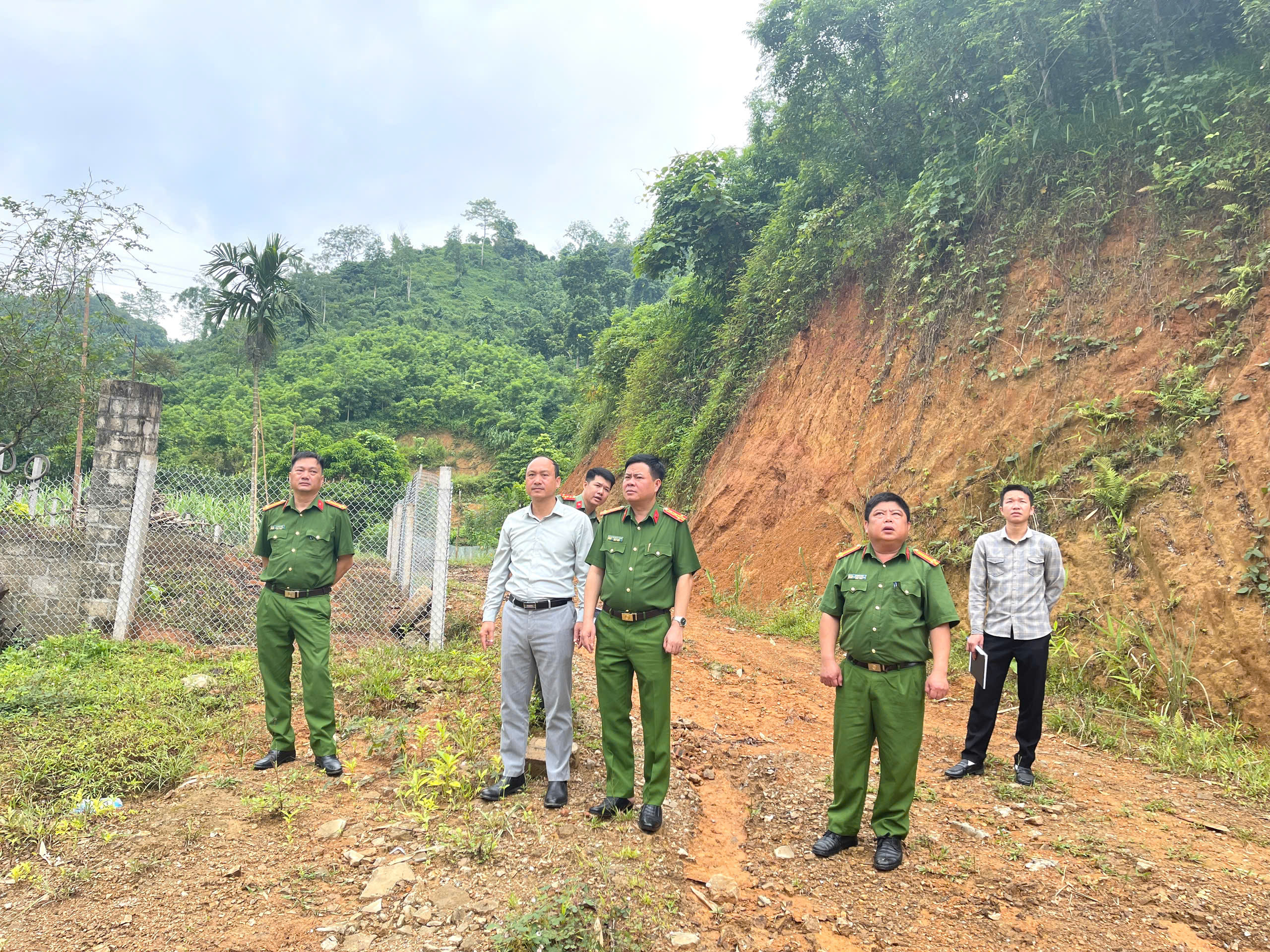 Công an tỉnh Tuyên Quang: Kiểm tra, khảo sát vị trí đất xây dựng trụ sở Công an xã tại xã Kiên Đài