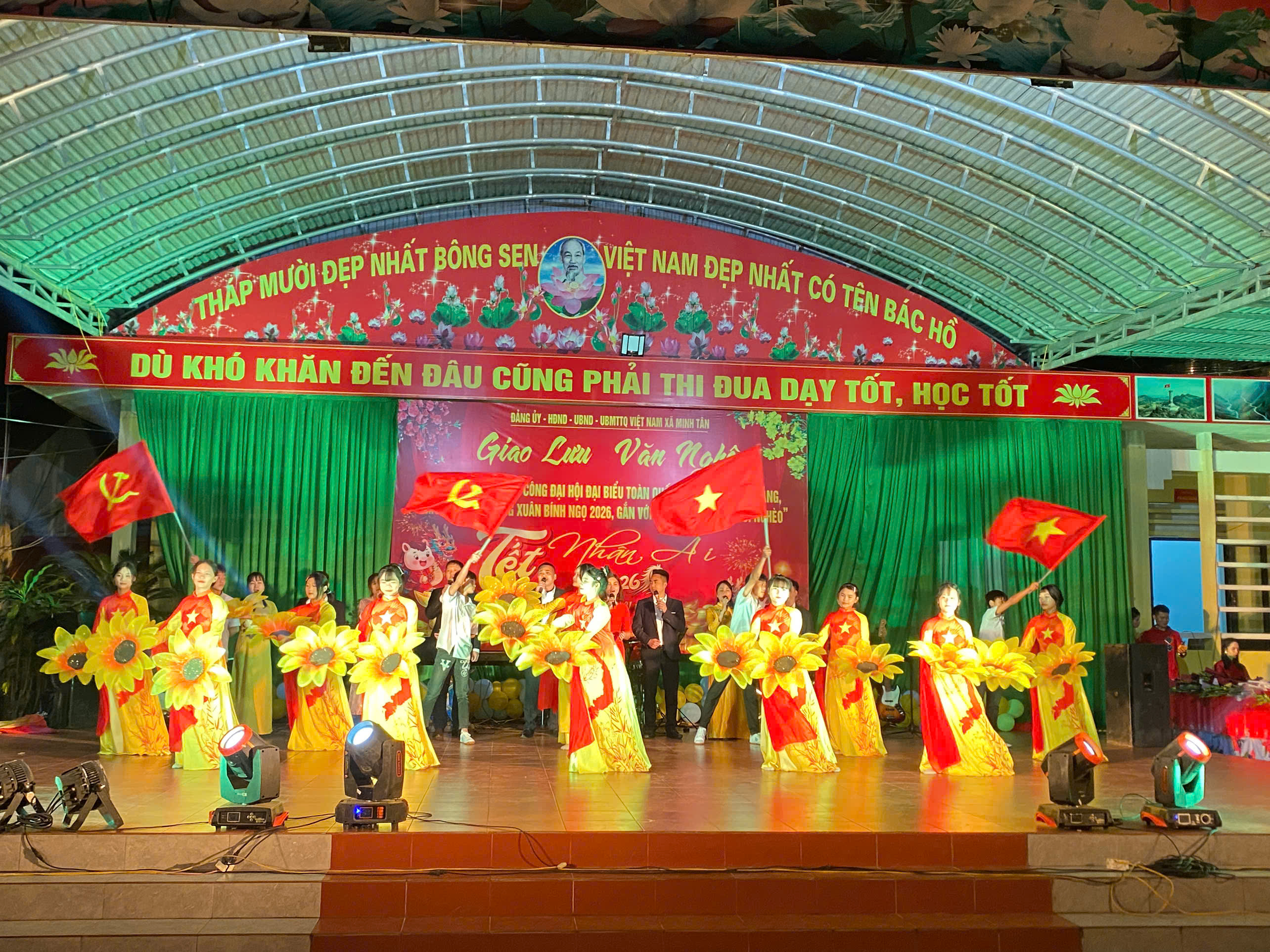 XÃ MINH TÂN TỔ CHỨC THÀNH CÔNG CHƯƠNG TRÌNH “TẾT NHÂN ÁI – ĐÊM GIAO LƯU VĂN NGHỆ” XUÂN BÍNH NGỌ NĂM 2026