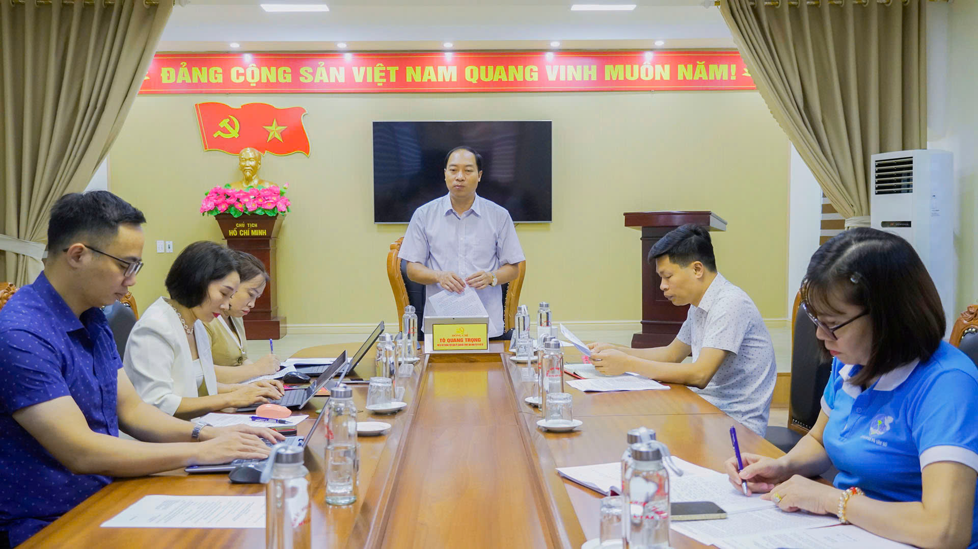 HN BC đảng bộ các cơ quan đảng (1).jpg