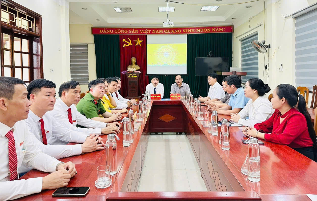 Xã Tân Trào phối hợp đón tiếp Đoàn công tác HĐND xã Hồng Sơn tham quan, học tập kinh nghiệm