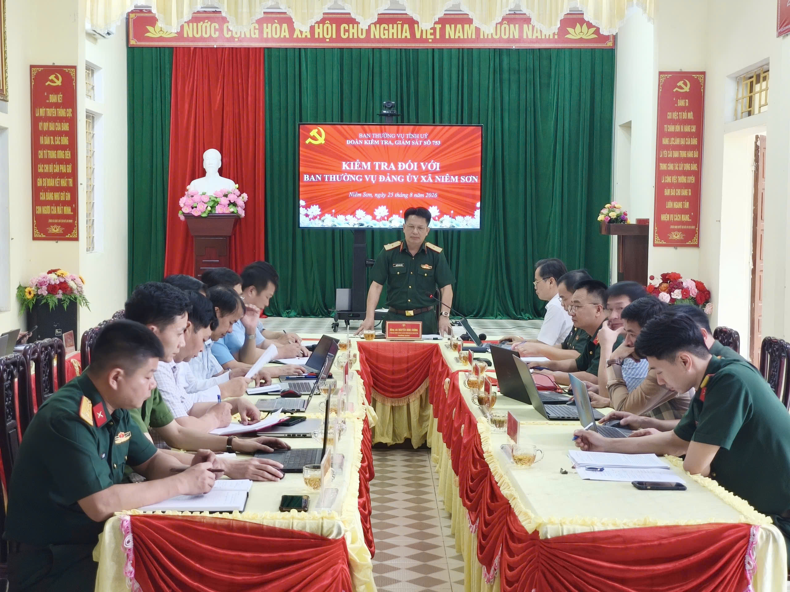 Đoàn kiểm tra, giám sát số 753 của Ban Thường vụ Tỉnh ủy kiểm tra đối với Ban Thường vụ Đảng ủy xã Niêm Sơn