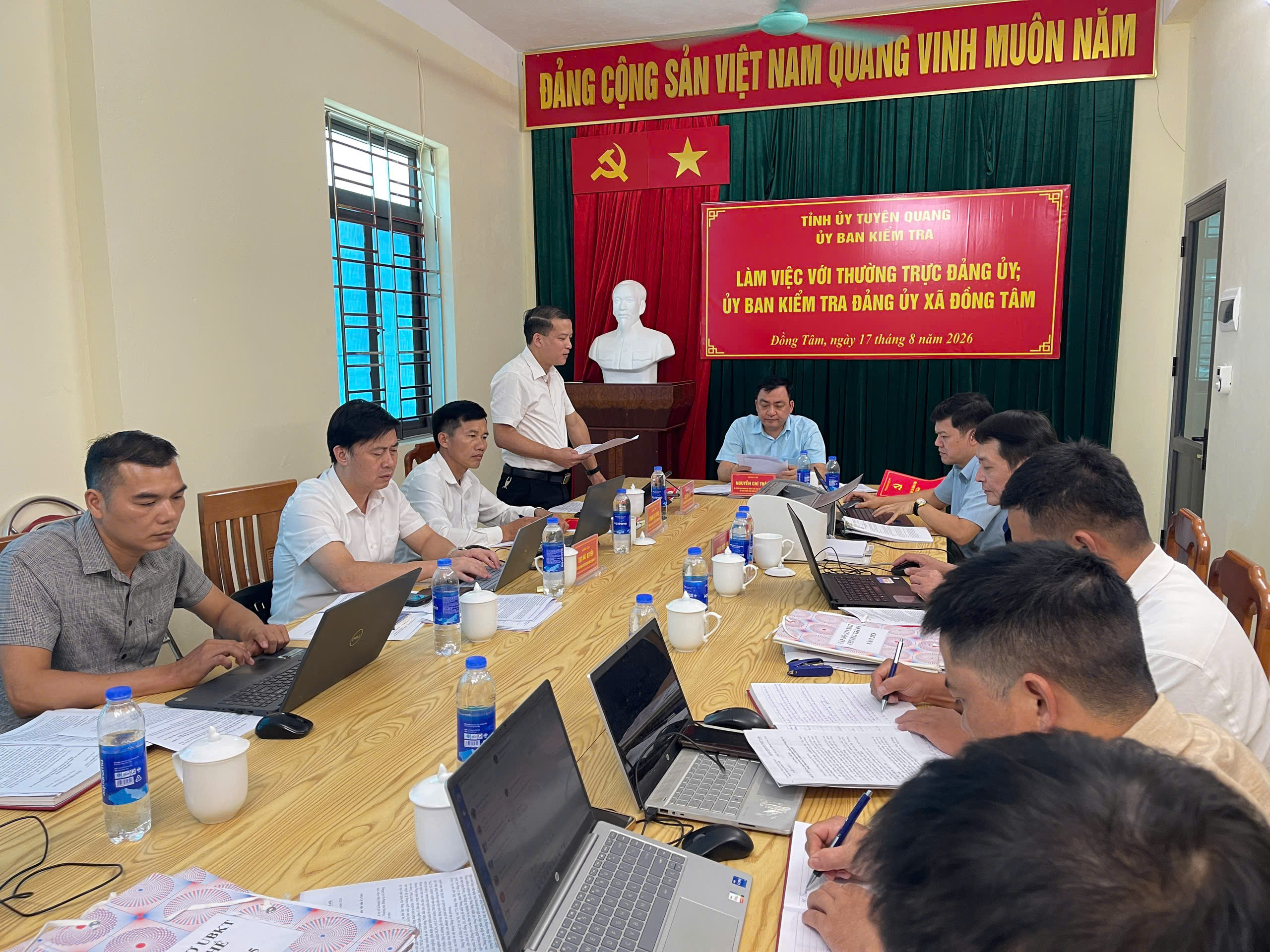 ĐOÀN CÔNG TÁC ỦY BAN KIỂM TRA TỈNH ỦY LÀM VIỆC VỚI ĐẢNG ỦY XÃ ĐỒNG TÂM