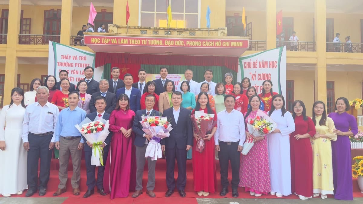 CÁC TRƯỜNG HỌC TRÊN ĐỊA BÀN XÃ YÊN LẬP TƯNG BỪNG TỔ CHỨC LỄ KỶ NIỆM 43 NĂM NGÀY NHÀ GIÁO VIỆT NAM (20/11/1982 – 20/11/2025) 