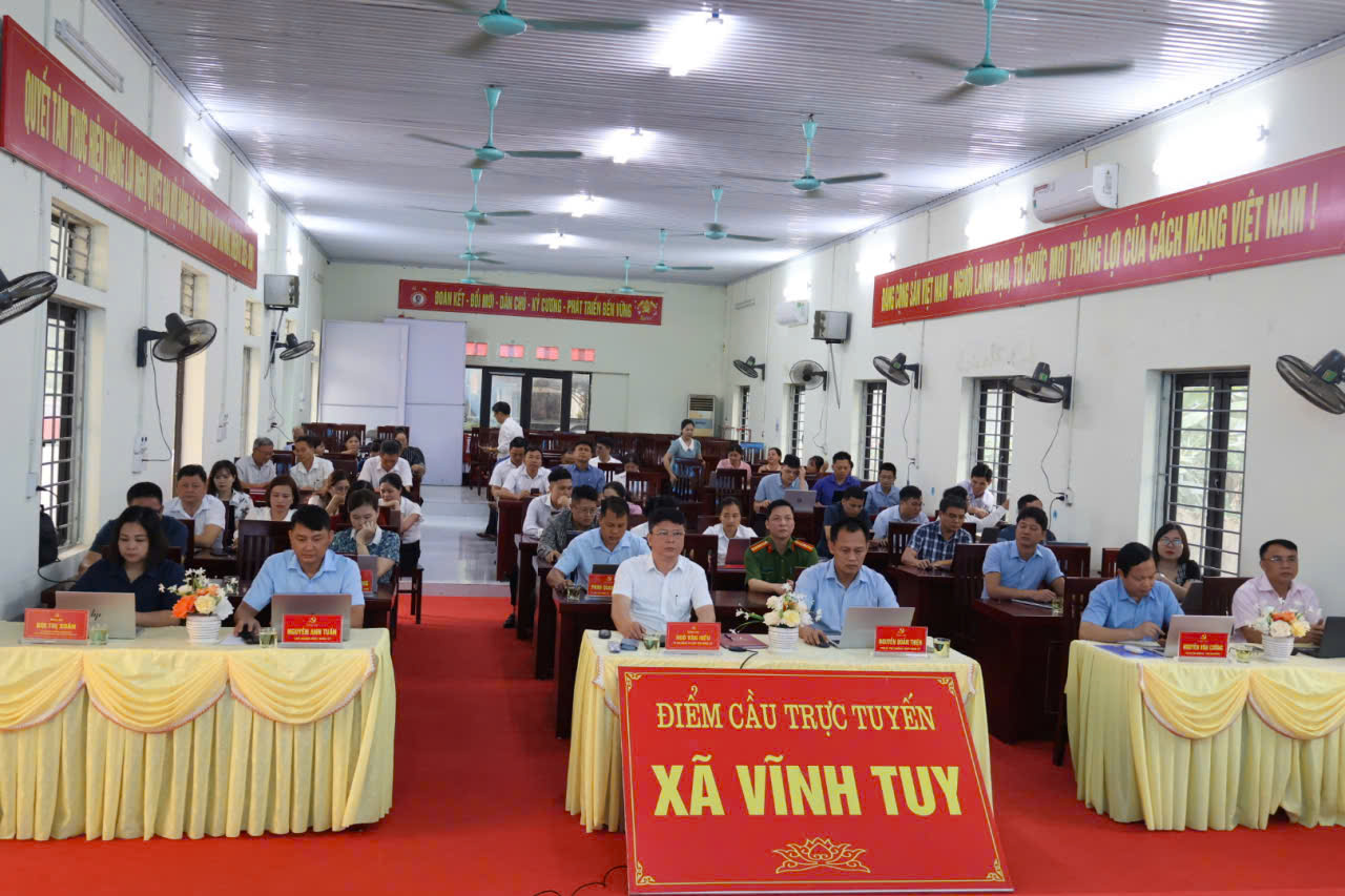 XÃ VĨNH TUY THAM DỰ HỘI NGHỊ TOÀN QUỐC NGHIÊN CỨU, HỌC TẬP, QUÁN TRIỆT NGHỊ QUYẾT HỘI NGHỊ LẦN THỨ HAI BAN CHẤP HÀNH TRUNG ƯƠNG ĐẢNG KHÓA XIV