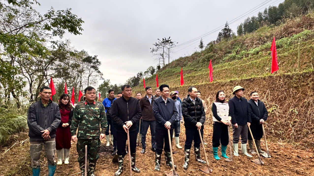 UBND Xã Nậm Dịch tổ chức Lễ phát động xuống đồng năm 2026