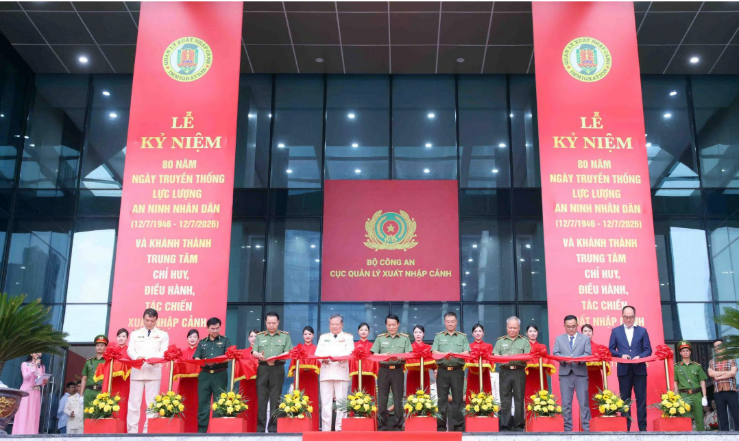 KHÁNH THÀNH TRUNG TÂM CHỈ HUY, ĐIỀU HÀNH, TÁC CHIẾN XUẤT NHẬP CẢNH