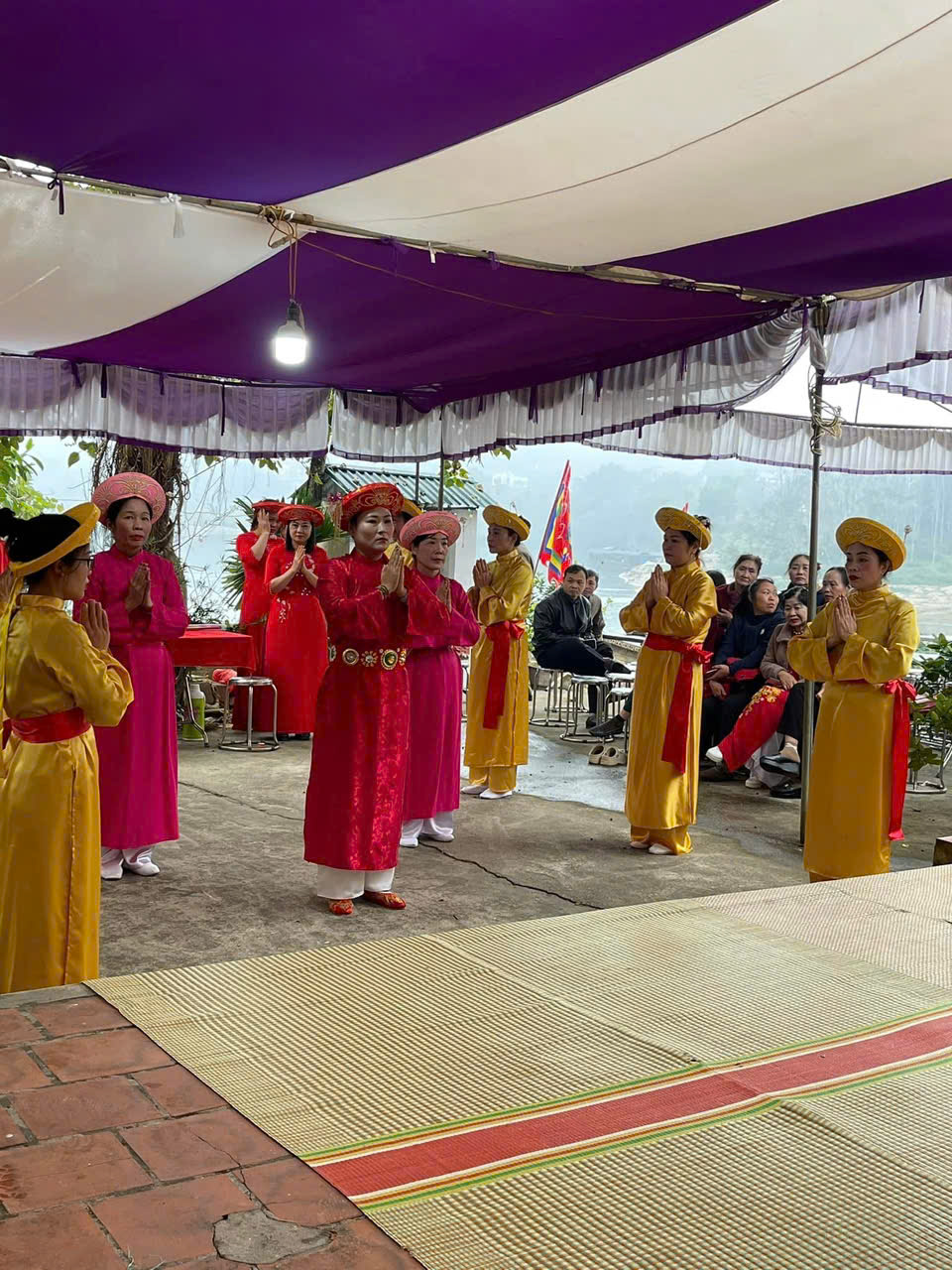 Đền chúa bà 1.jpg