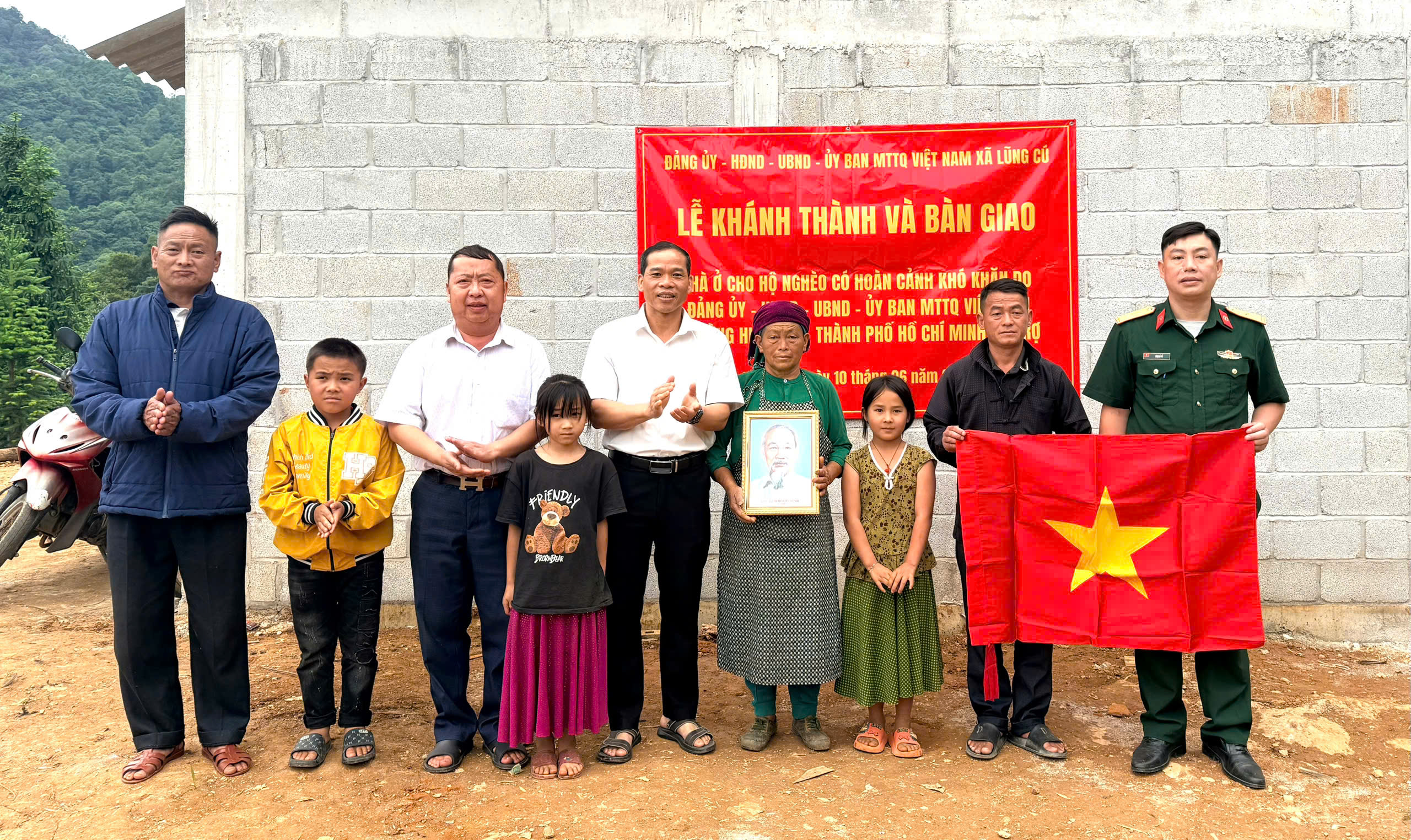 PHÁT HUY SỨC MẠNH ĐẠI ĐOÀN KẾT TRONG CÔNG TÁC AN SINH XÃ HỘI