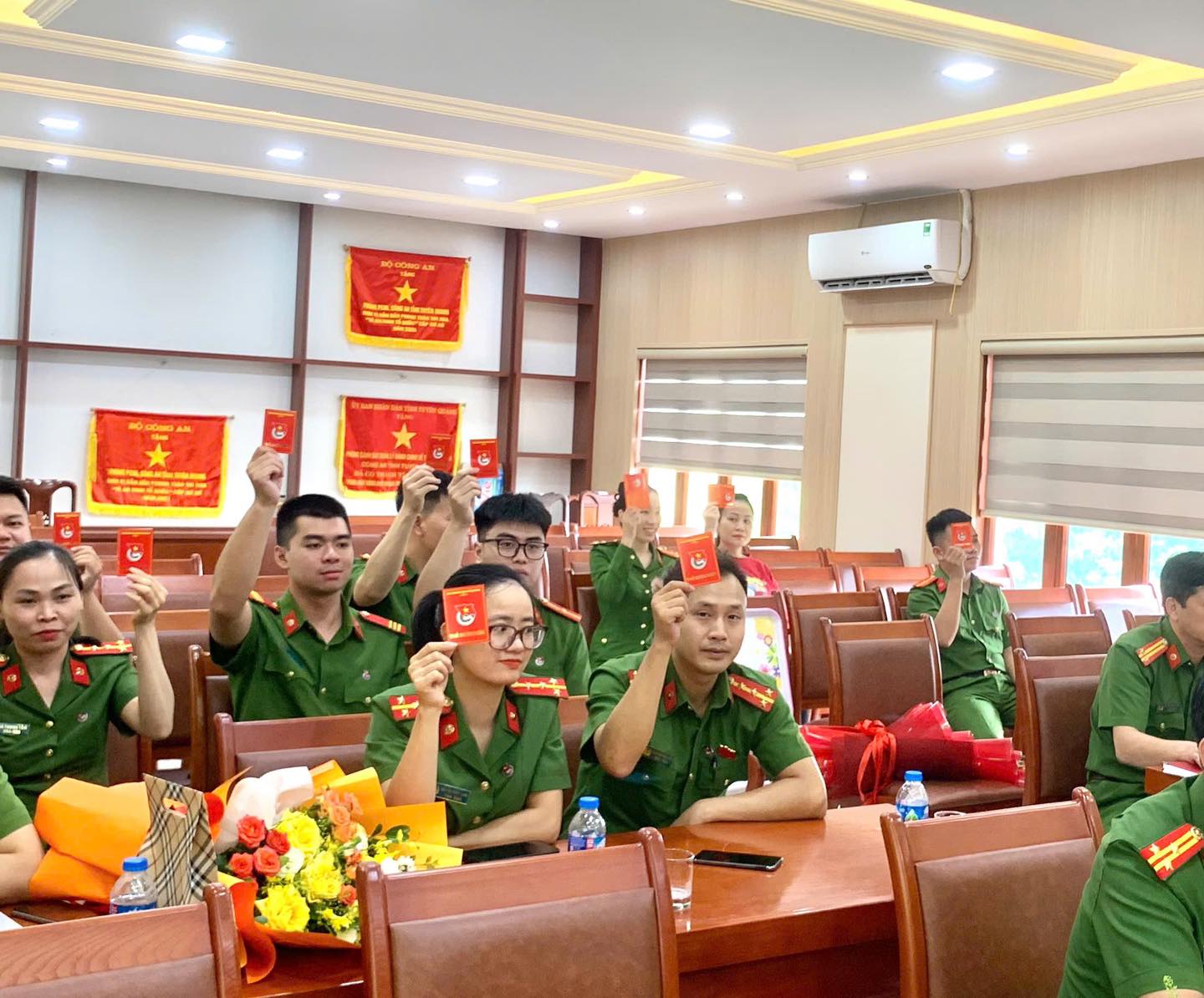 HỘI NGHỊ ĐOÀN VIÊN CHI ĐOÀN CƠ SỞ PHÒNG CẢNH SÁT QUẢN LÝ HÀNH CHÍNH VỀ TRẬT TỰ XÃ HỘI, NHIỆM KỲ 2025 - 2027