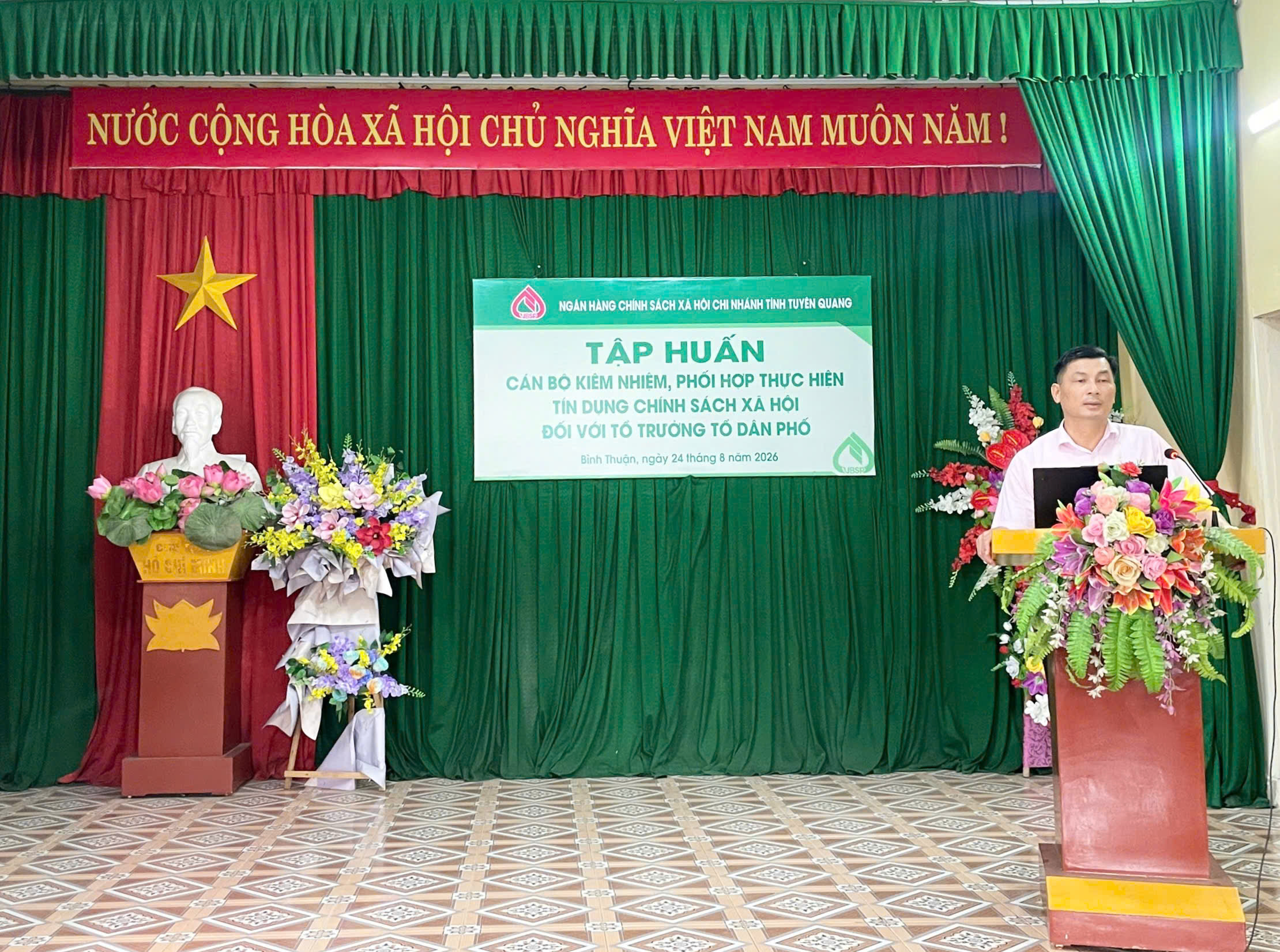 CHI NHÁNH NGÂN HÀNG CSXH TỈNH TUYÊN QUANG TẬP HUẤN NGHIỆP VỤ TÍN DỤNG CHÍNH SÁCH XÃ HỘI CHO TỔ TRƯỞNG TỔ DÂN PHỐ PHƯỜNG BÌNH THUẬN