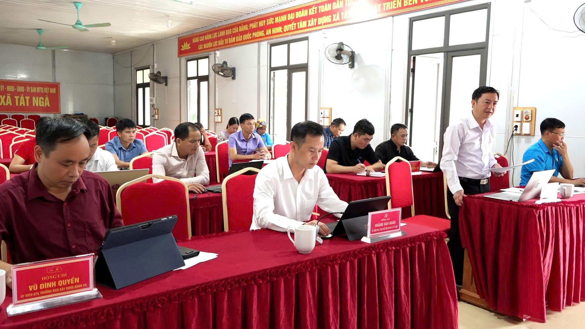 Đoàn giám sát HĐND xã Tát Ngà họp đánh giá kết quả thực hiện Dự án đa dạng hóa sinh kế, giảm nghèo bền vững