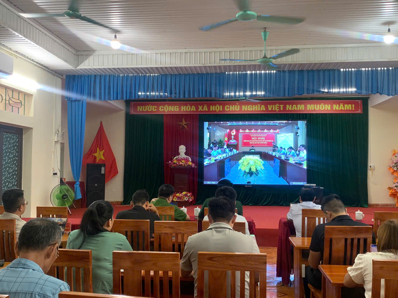 HN TT ứng ph&oacute; thi&ecirc;n tai 30 th 7.,.jpg