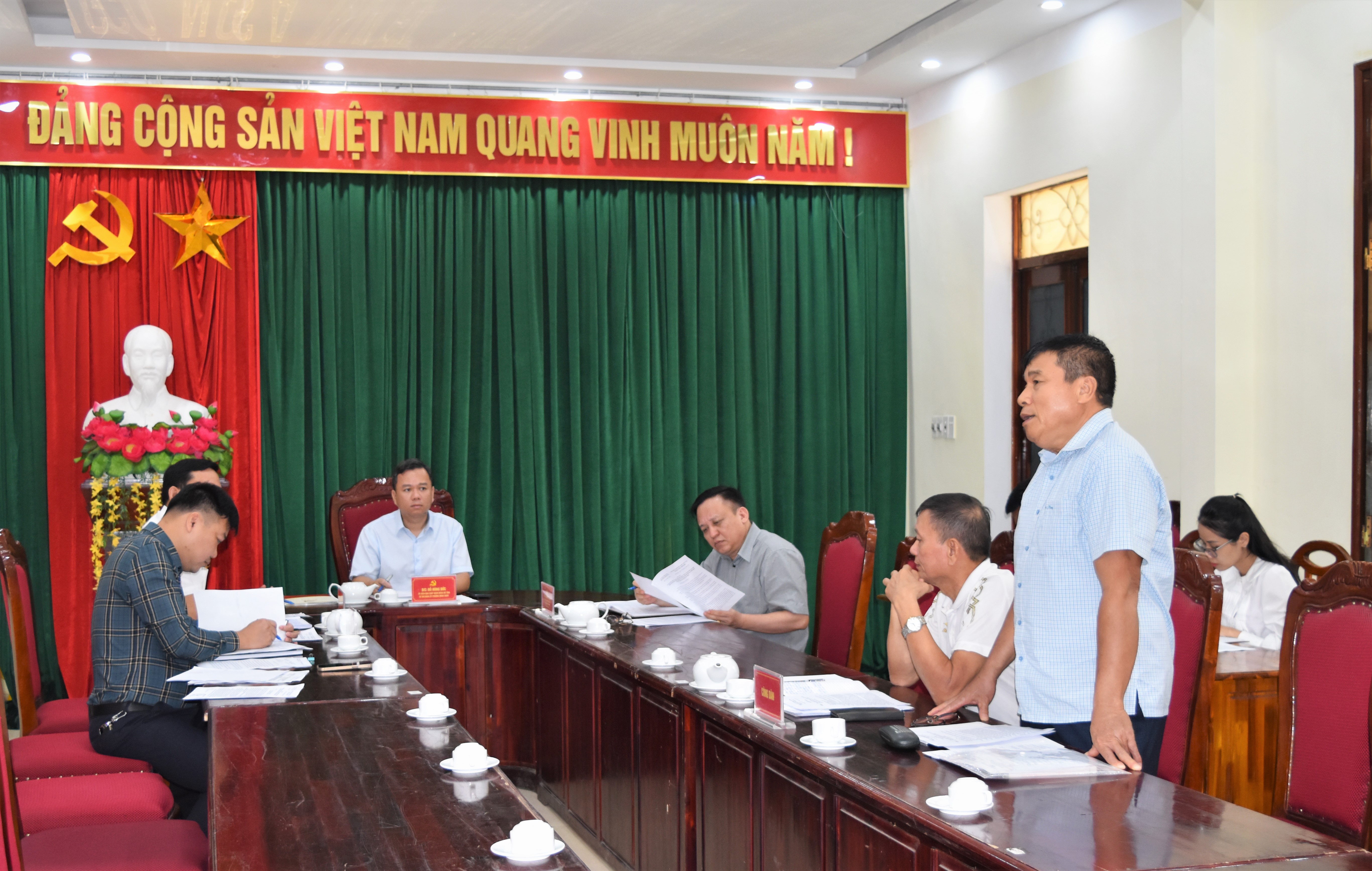 Đồng chí Bí thư Đảng ủy phường Minh Xuân Đỗ Hùng Đức – Tiếp công dân định kỳ tháng 10 năm 2025