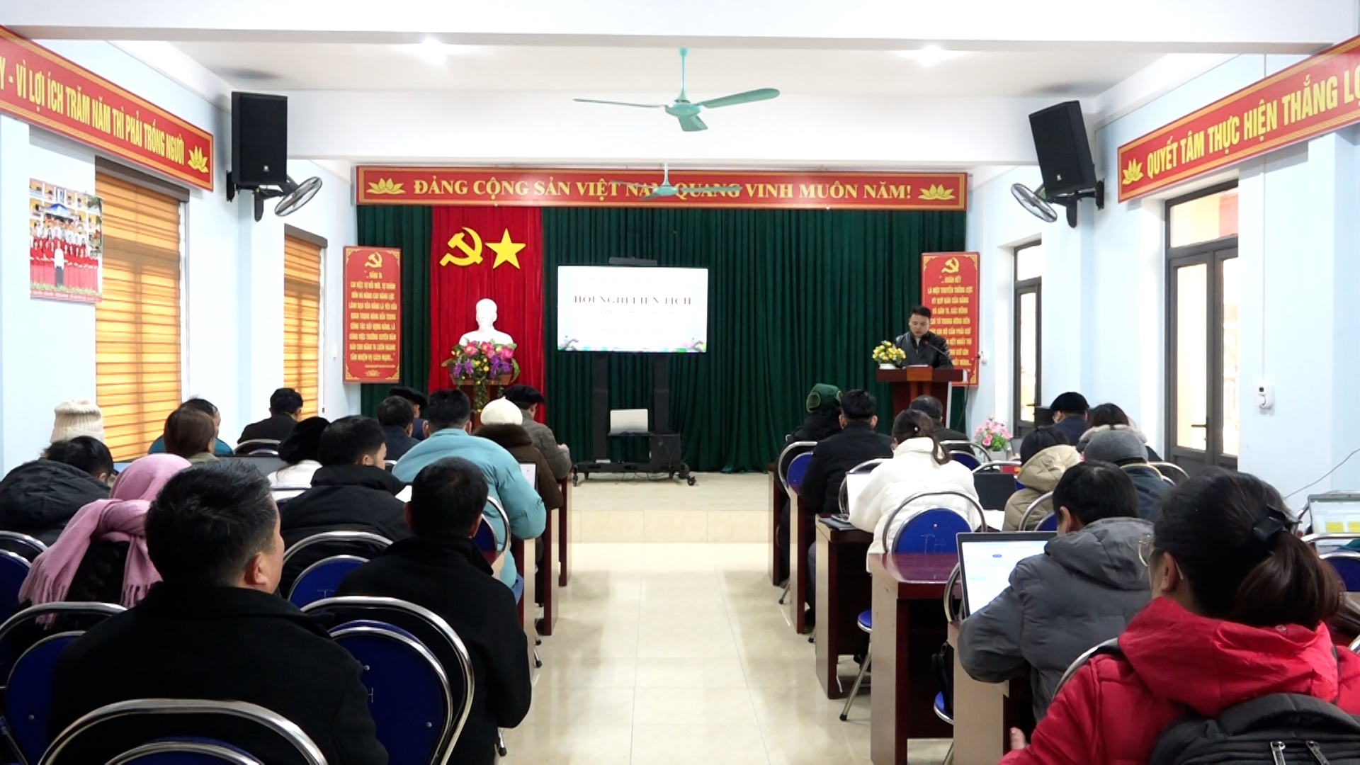 Hội nghị liên tịch lấy ý kiến cử tri nơi công tác đối với người được giới thiệu ứng cử đại biểu HĐND xã Sủng Máng nhiệm kỳ 2026–2031