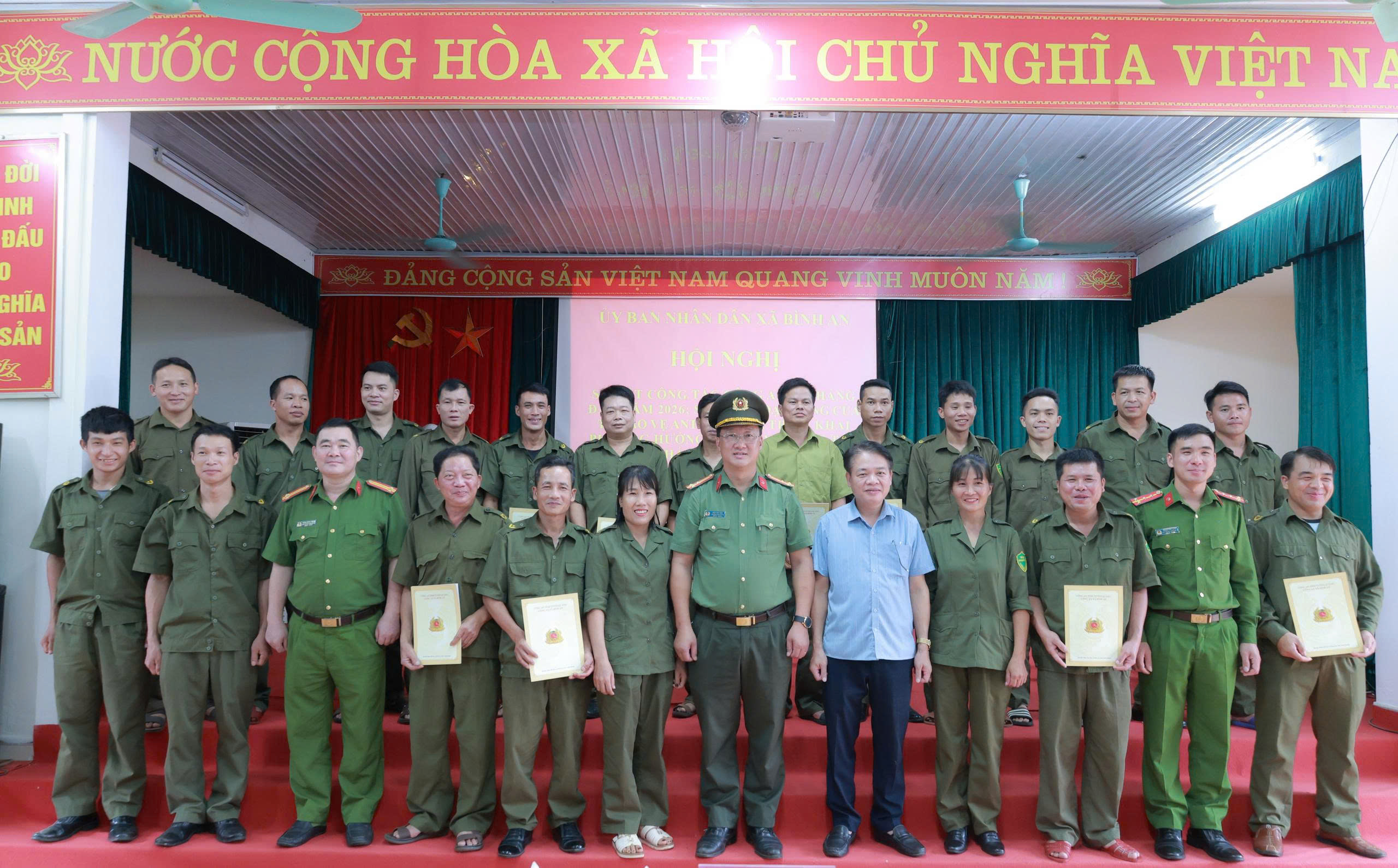 z8001289405576_0ccac8566a4fa6005ac4b8ee18b3a59e.jpg