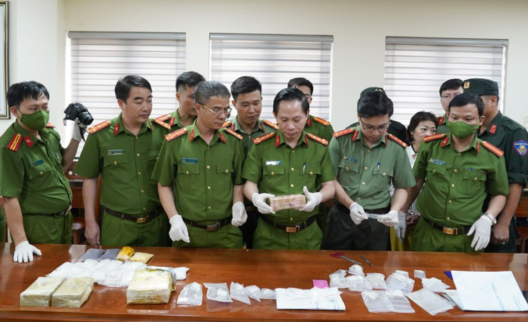 HOÀN THIỆN CHÍNH SÁCH HÌNH SỰ ĐỐI VỚI CÁC HÀNH VI TẠO NGUỒN CUNG MA TÚY - BƯỚC TIẾN QUAN TRỌNG ĐÁP ỨNG YÊU CẦU ĐẤU TRANH TRONG TÌNH HÌNH MỚI