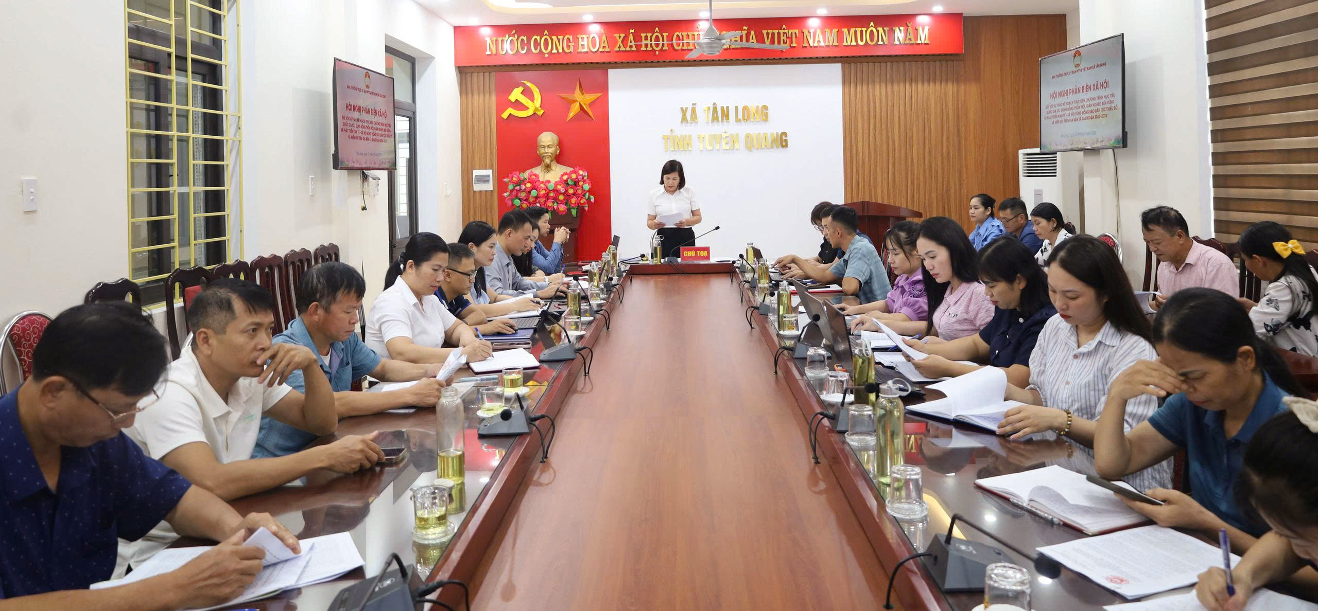 ỦY BAN MTTQ VIỆT NAM XÃ TÂN LONG TỔ CHỨC 02 HỘI NGHỊ PHẢN BIỆN XÃ HỘI, PHÁT HUY VAI TRÒ CỦA MẶT TRẬN TRONG THAM GIA XÂY DỰNG CHÍNH QUYỀN