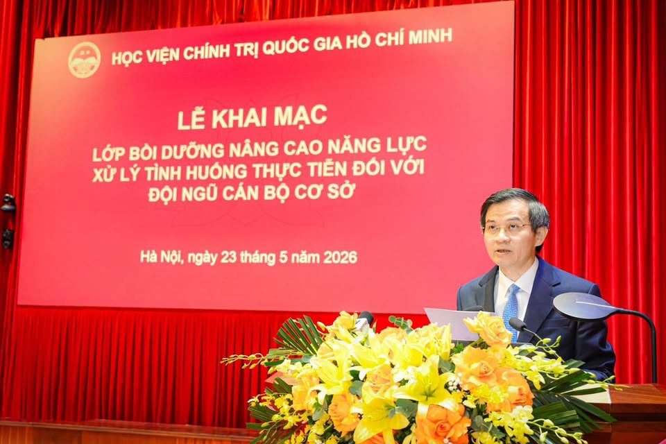 Hội nghị trực tuyến bồi dưỡng nâng cao năng lực xử lý tình huống thực tiễn cho cán bộ cơ sở