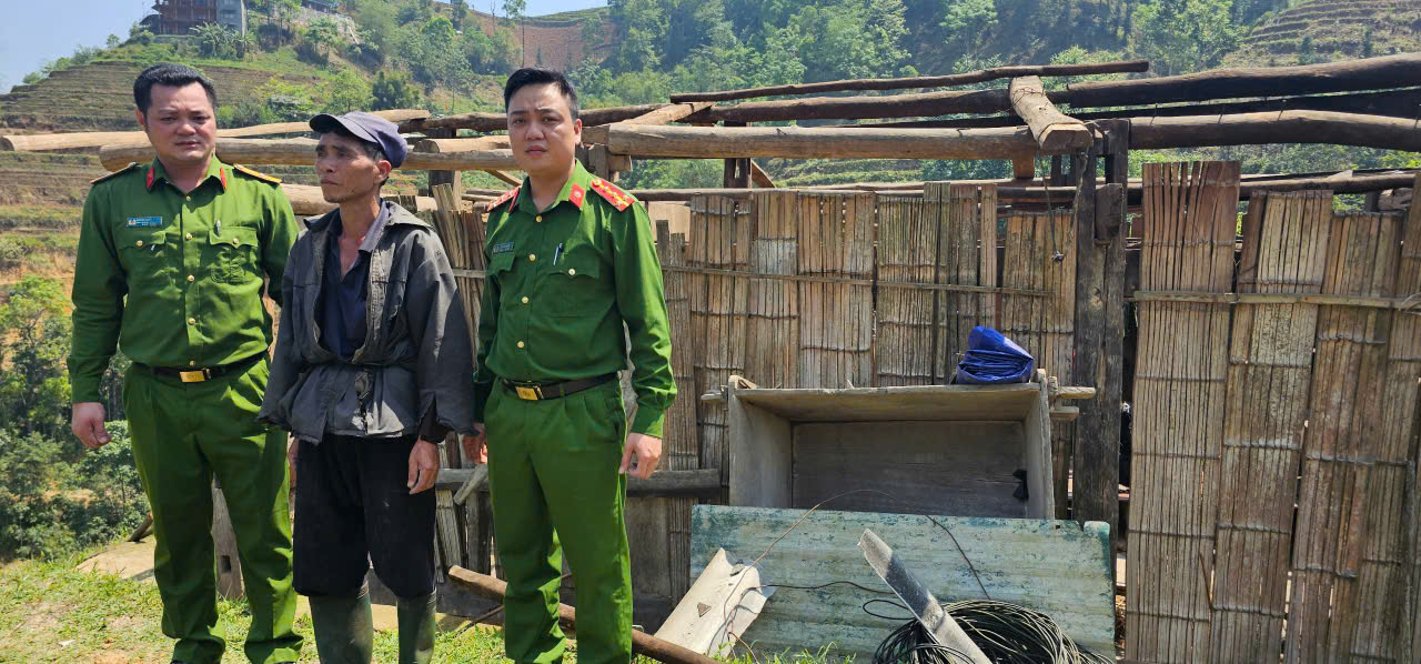 KỊP THỜI HỖ TRỢ NGƯỜI DÂN BỊ THIỆT HẠI DO LỐC XOÁY 