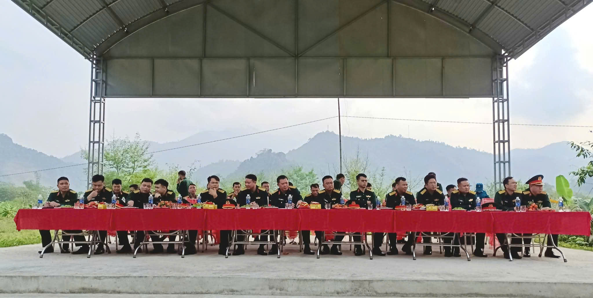 thăm quan thực địa.jpg