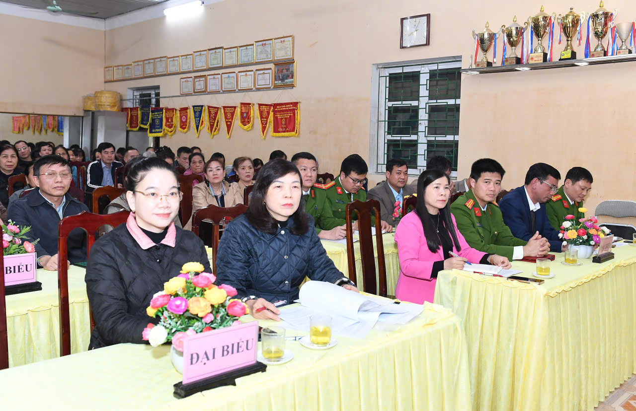 Lấy ý kiến cử tri nơi cư trú đối với người ứng cử ĐBQH và đại biểu HĐND các cấp