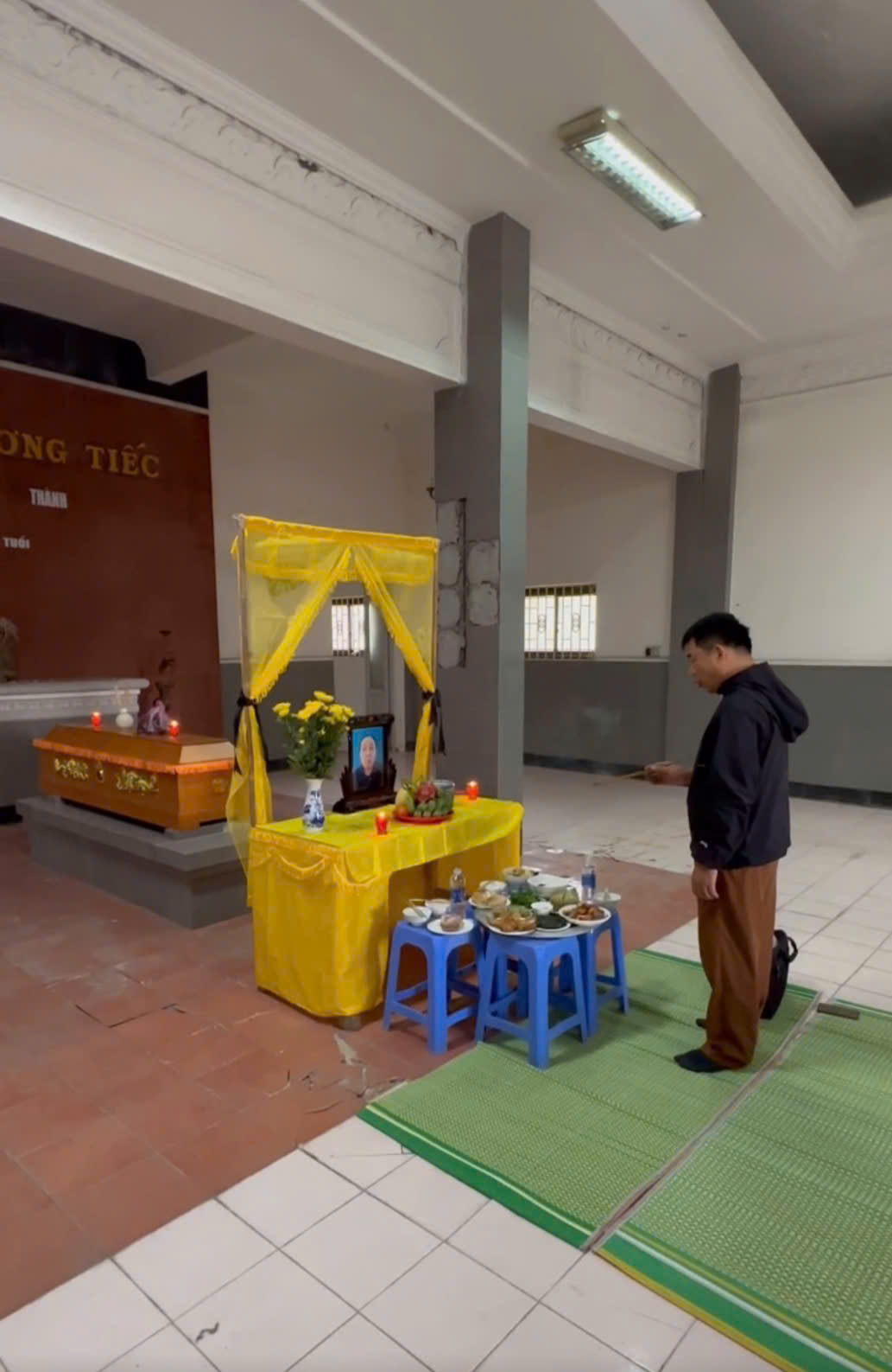 Vô cùng thương tiếc tiễn đưa bà Nguyễn Thị Dậu về nơi an nghỉ cuối cùng