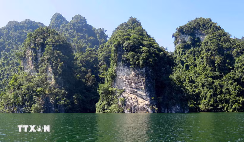 Tuyên Quang mở rộng kết nối, phát triển du lịch qua biên giới