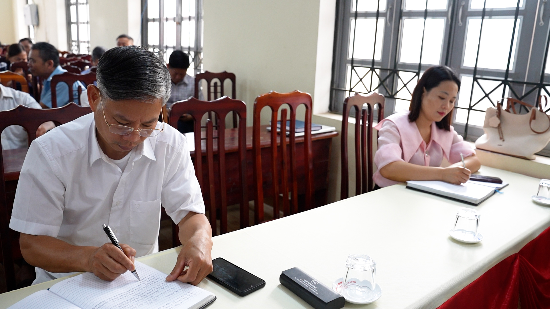 Sequence 01.00_00_14_15.Still007.jpg