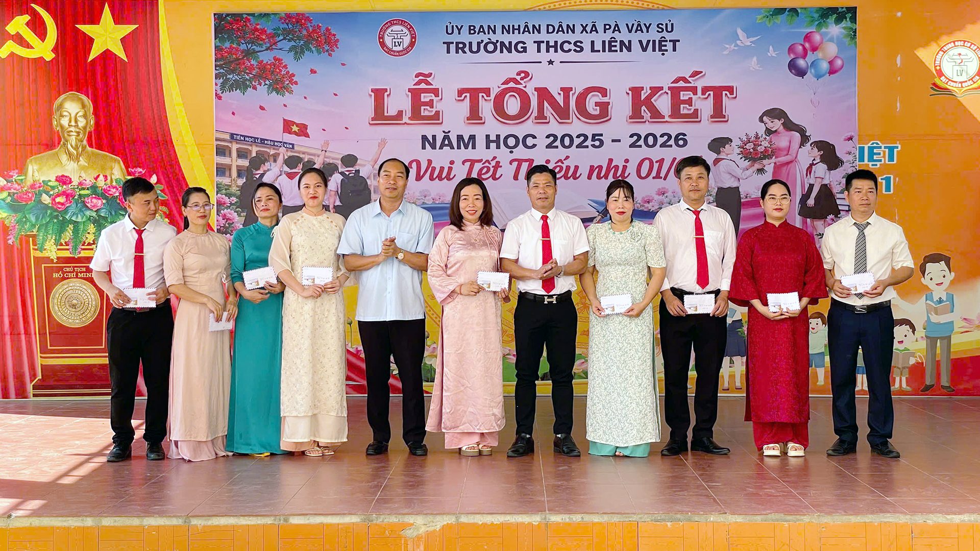 tổng kết năm học trường Liên Việt (15).jpg