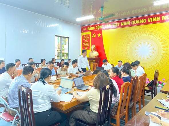 TÂN MỸ: BAN CHẤP HÀNH ĐẢNG BỘ XÃ THÔNG QUA ĐỀ ÁN SẮP XẾP, THÀNH LẬP CÁC ĐẢNG BỘ CƠ SỞ GIÁO DỤC VÀ ĐỀ ÁN NHÂN SỰ