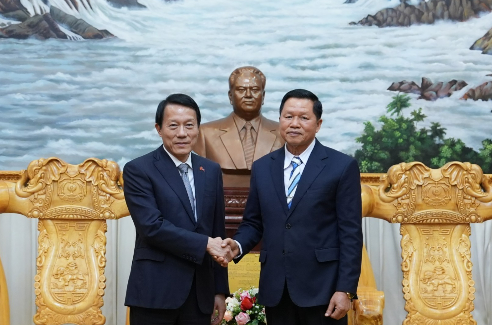 BỘ TRƯỞNG LƯƠNG TAM QUANG GẶP SONG PHƯƠNG BỘ TRƯỞNG BỘ CÔNG AN LÀO