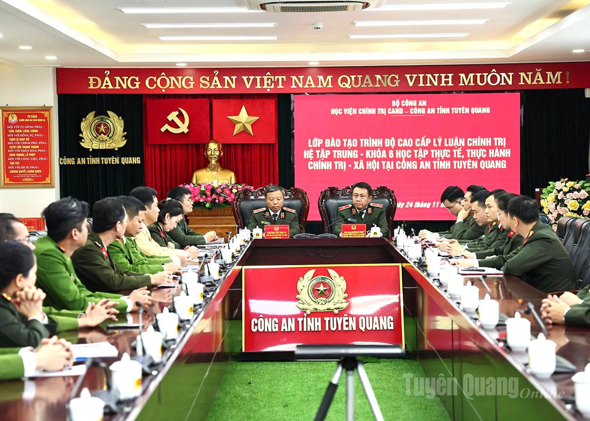 Tăng cường công tác chính trị tư tưởng đáp ứng yêu cầu xây dựng lực lượng CAND trong sạch, vững mạnh, chính quy, tinh nhuệ, hiện đại