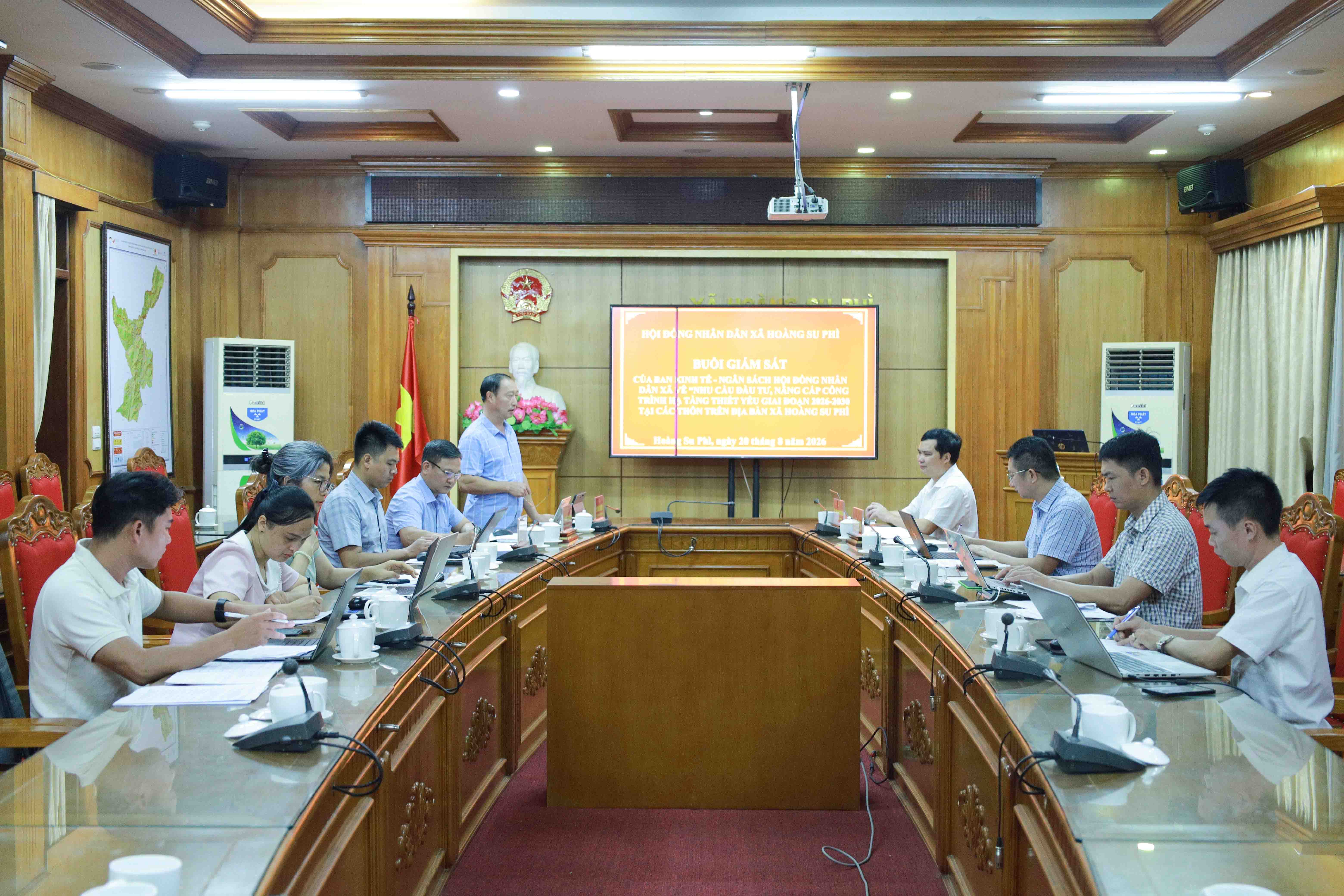 Ban Kinh tế - Ngân sách HĐND xã tổ chức Giám sát UBND xã về nhu cầu đầu tư, nâng cấp các công trình hạ tầng thiết yếu giai đoạn 2026-2030 tại các thôn trên địa bàn xã