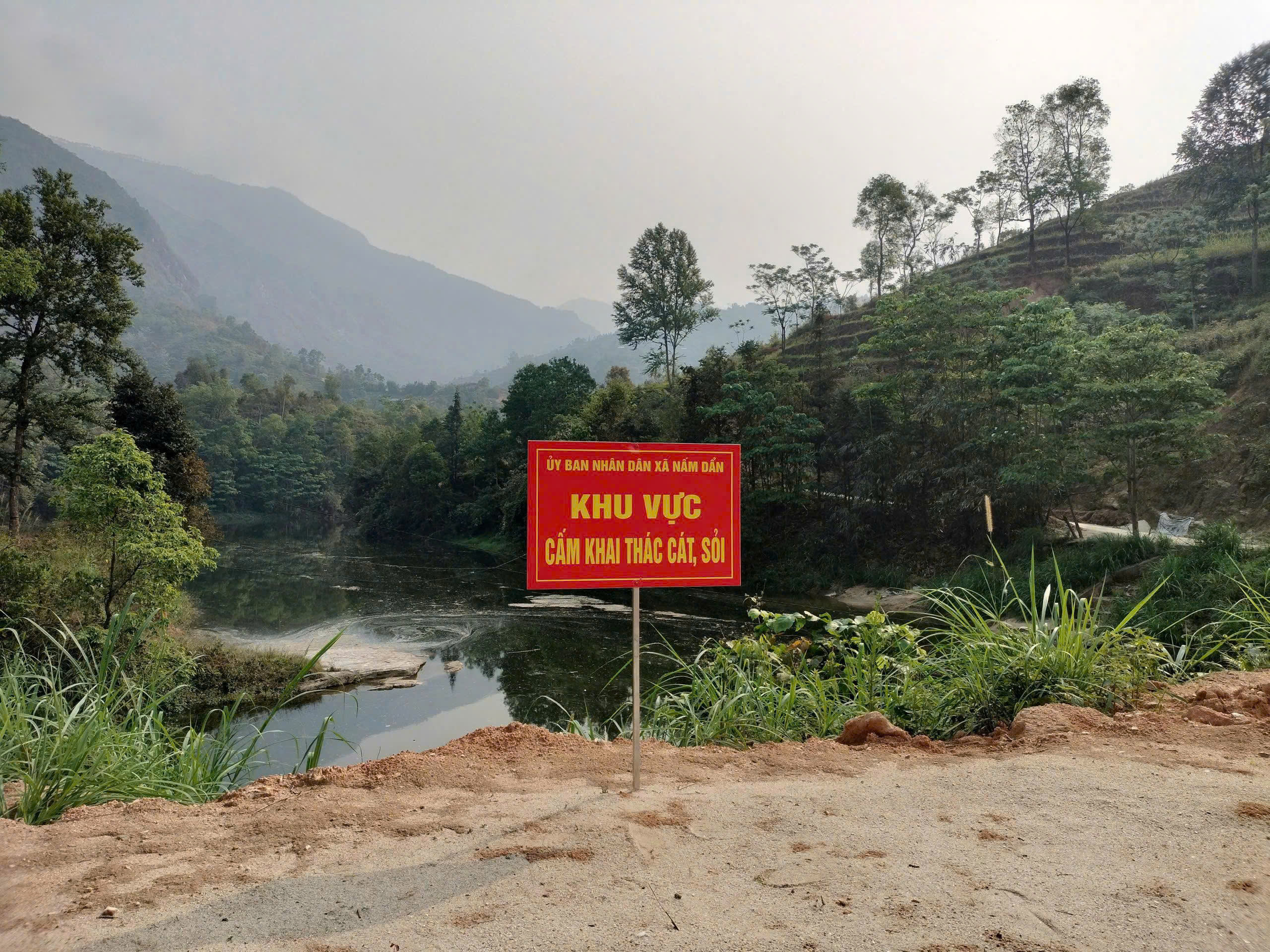 CÔNG AN XÃ NẤM DẨN TĂNG CƯỜNG CÔNG TÁC PHÒNG NGỪA TỘI PHẠM, VI PHẠM PHÁP LUẬT VỀ TÀI NGUYÊN, KHOÁNG SẢN