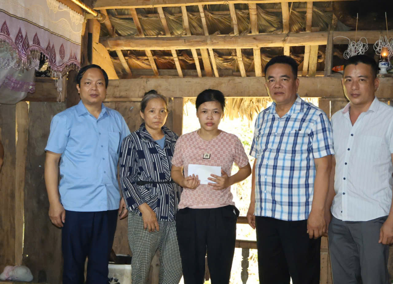 Thăm hỏi kh tat đc CT.jpg