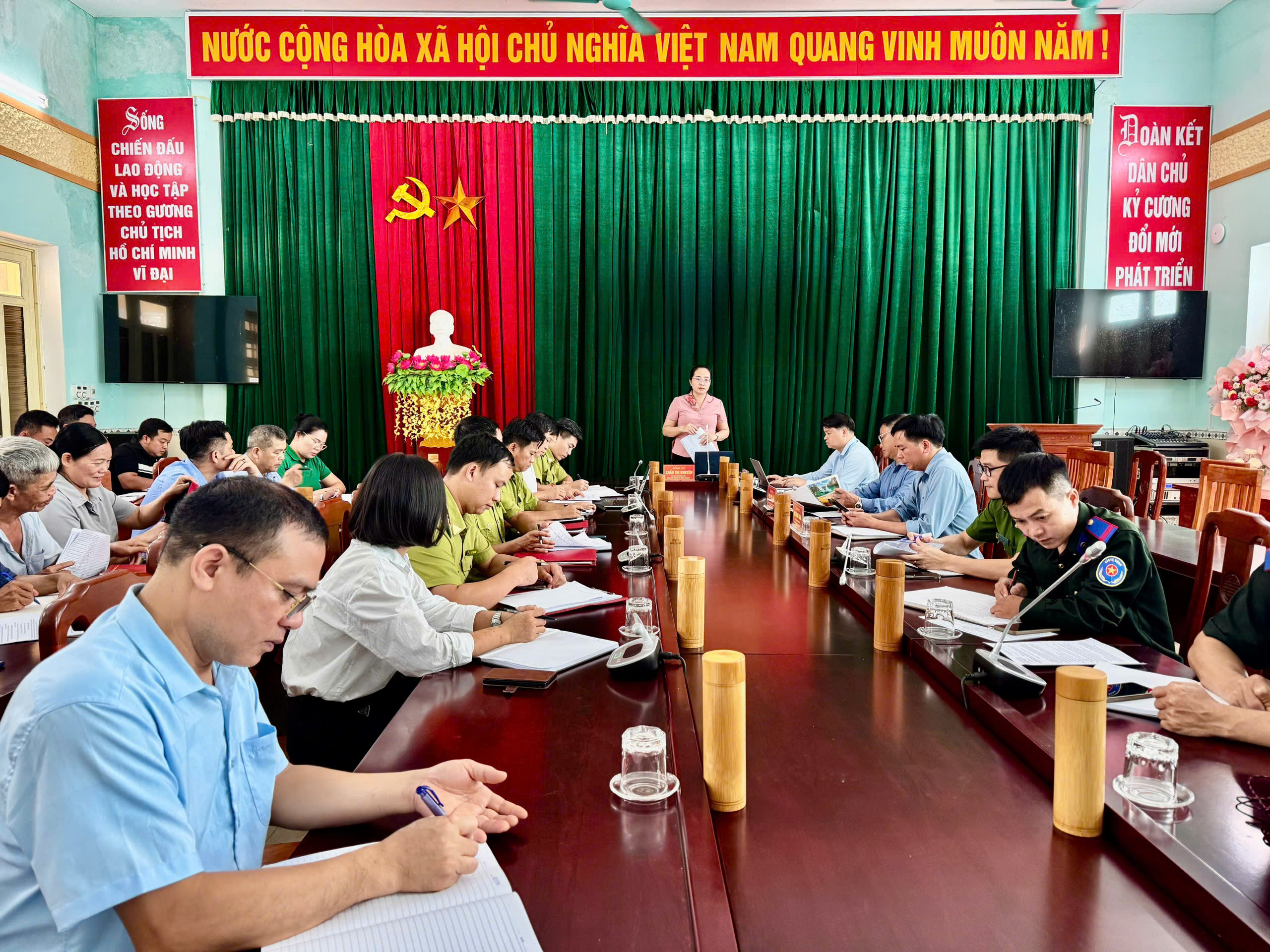 UBND xã Minh Quang tổ chức Hội nghị thông báo kết quả rà soát, đề xuất điều chỉnh 3 loại rừng theo điều chỉnh Quy hoạch tỉnh giai đoạn 2021 - 2030, tầm nhìn đến năm 2050