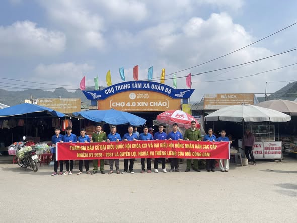 ĐOÀN THANH NIÊN XÃ QUẢN BẠ ĐẨY MẠNH TUYÊN TRUYỀN VỀ CÔNG TÁC BẦU CỬ