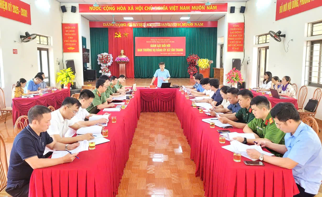 Tổ số 2, đoàn kiểm tra, giám sát 283 của Ban Thường vụ Tỉnh ủy làm việc với Ban Thường vụ Đảng uỷ xã Tân Thanh