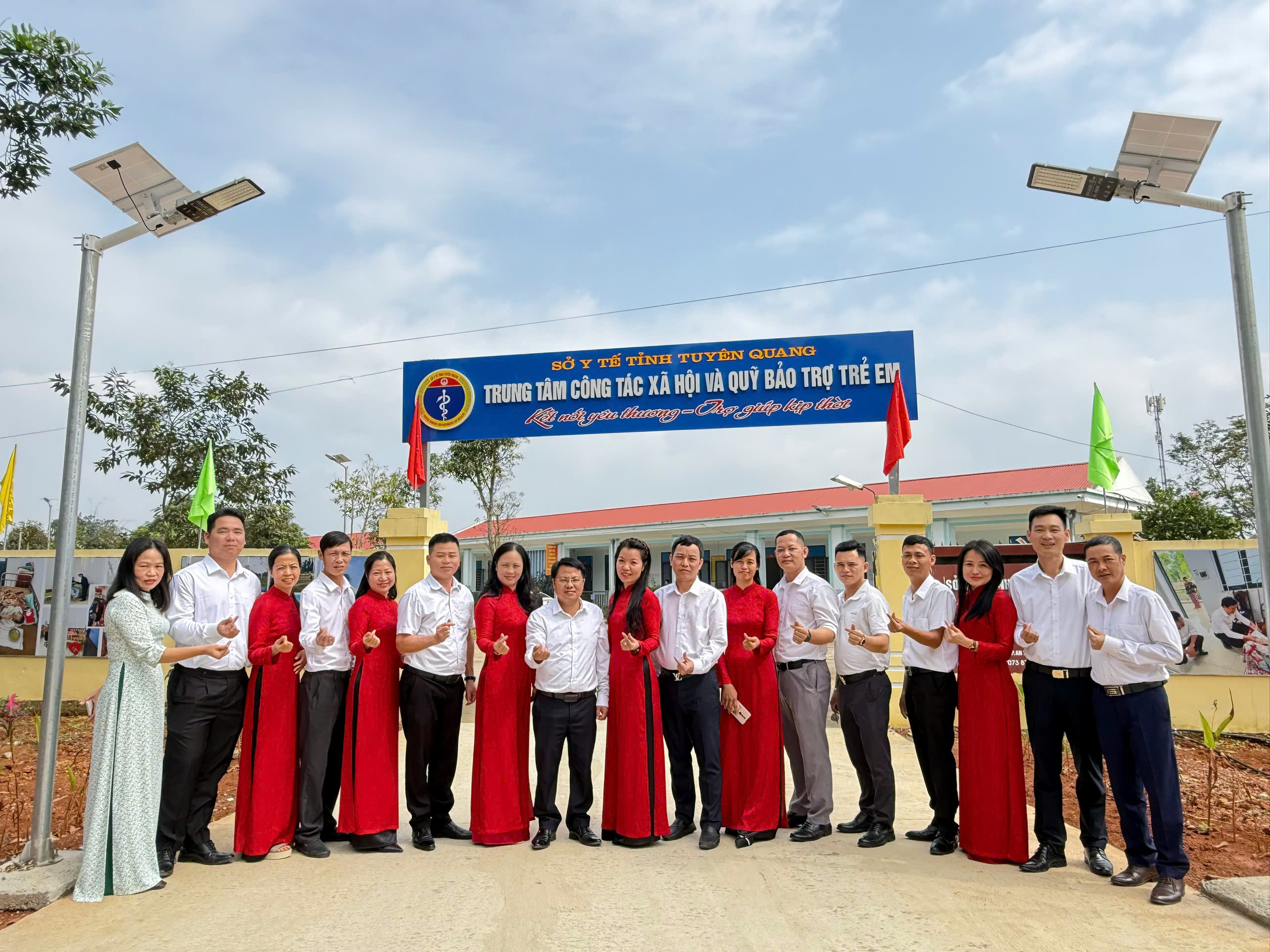 Trung tâm Công tác xã hội và Quỹ Bảo trợ trẻ em tỉnh Tuyên Quang thông báo về nhu cầu tiếp nhận và ký hợp đồng lao động làm công việc chuyên môn, nghiệp vụ theo Nghị định số 111/2022/NĐ-CP năm 2026