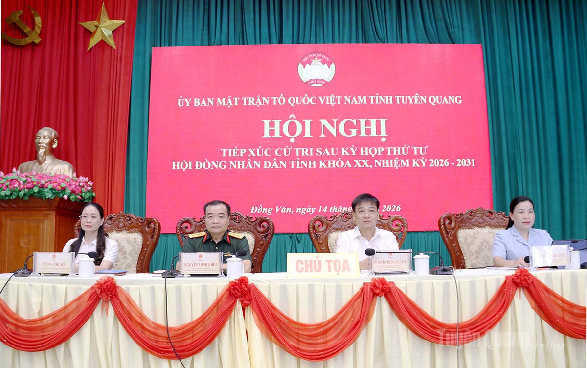 Đại biểu HĐND tỉnh tiếp xúc cử tri xã Đồng Văn
