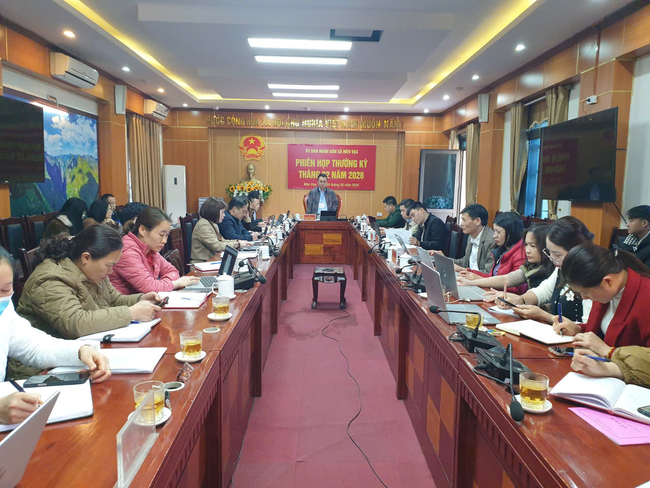 Ủy ban nhân dân xã Mèo Vạc họp phiên thường kỳ tháng 02 năm 2026