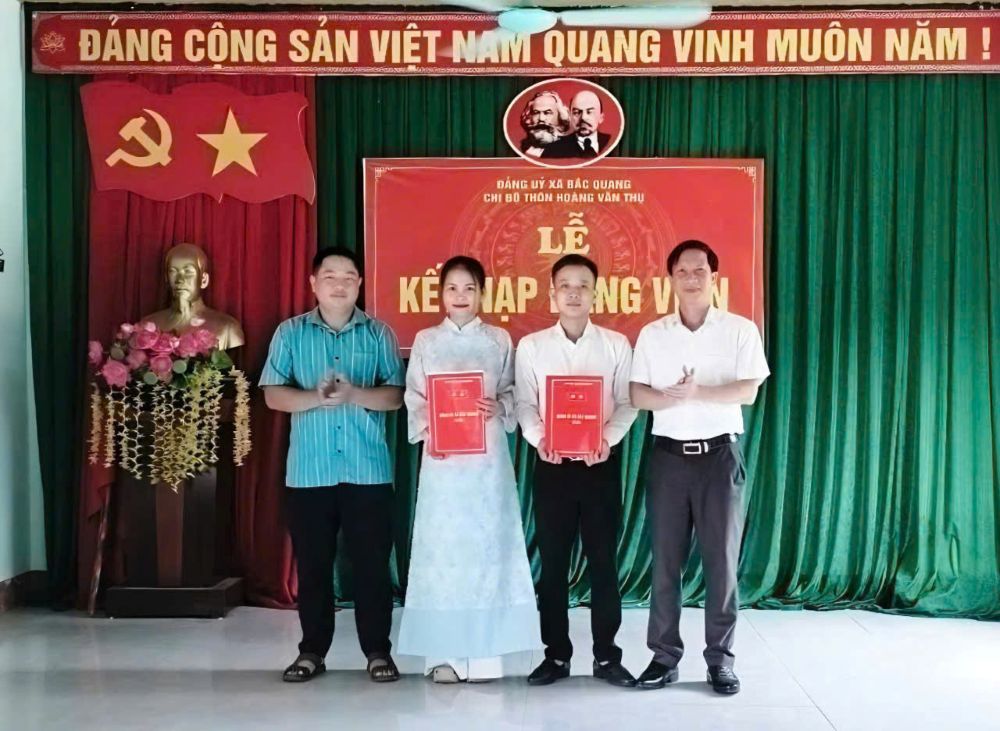 2aOboQi2zITEi29A0wCLXHhdXn8mqaDOSAUJB8U4.jpg