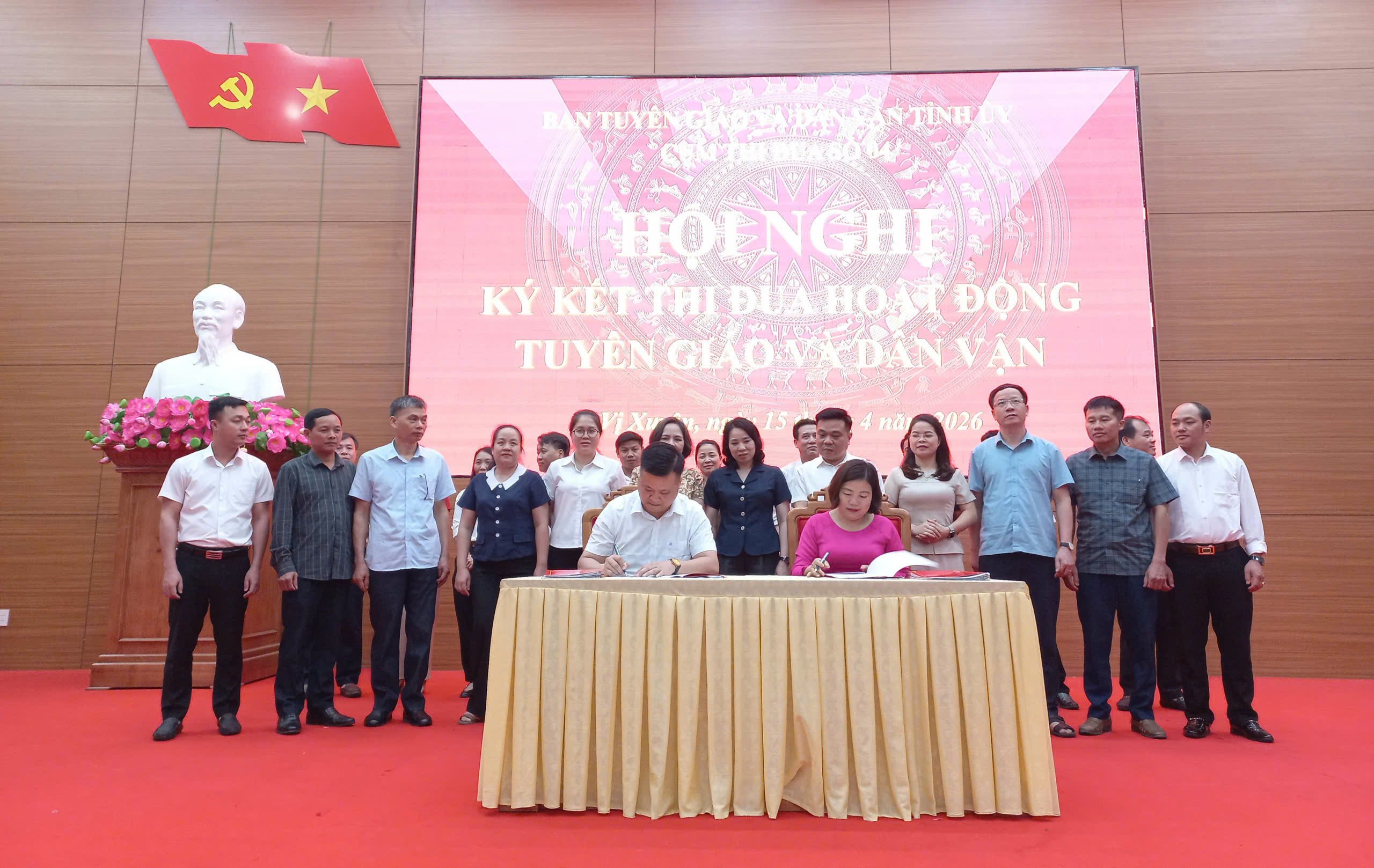 Ký kết thi đua hoạt động tuyên giáo và dân vận.